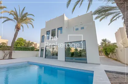 Villa - 5 Bedrooms - 6 Bathrooms for sale in Meadows 5 - Meadows - Dubai