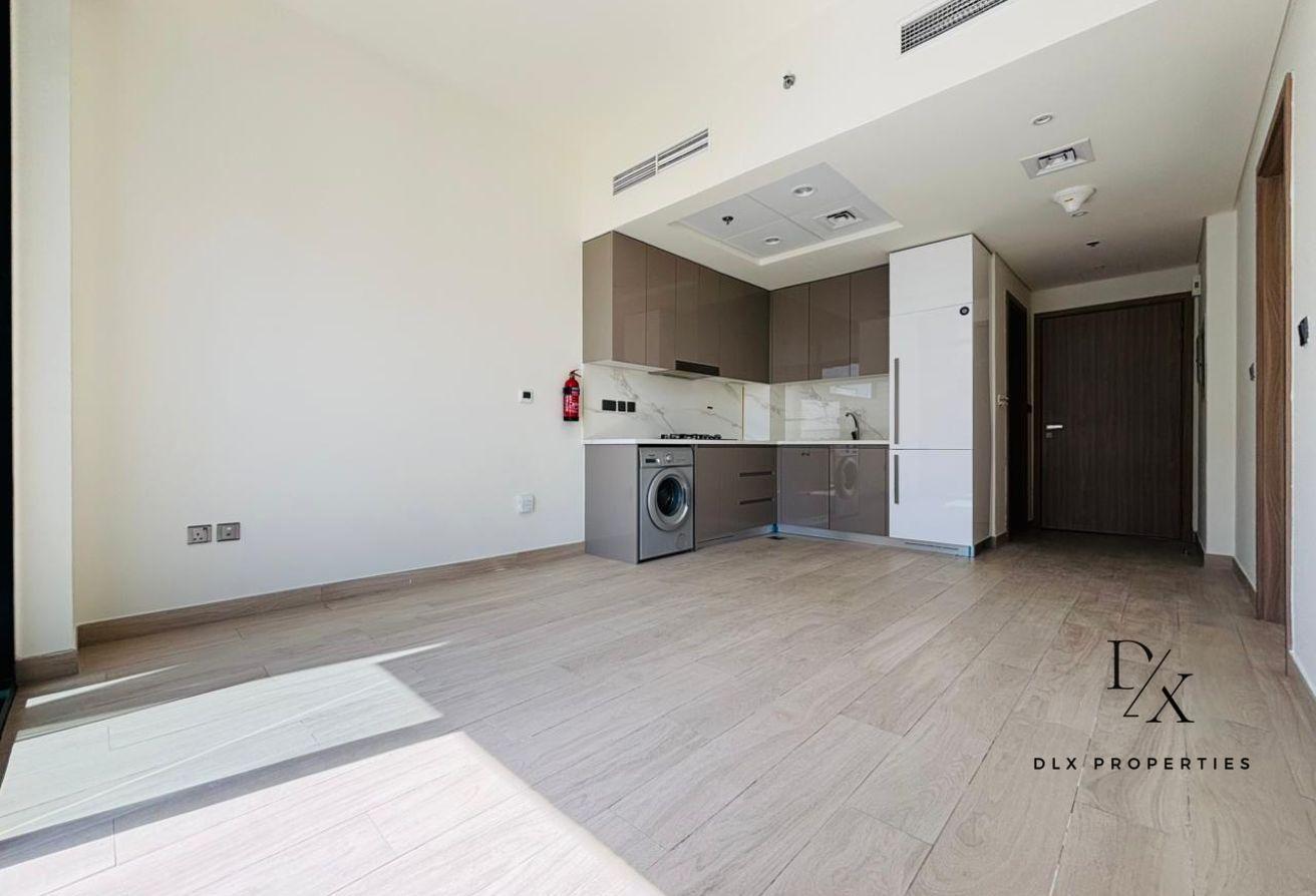 Multiple Units | Well Maintained | Chiller Free photo 4