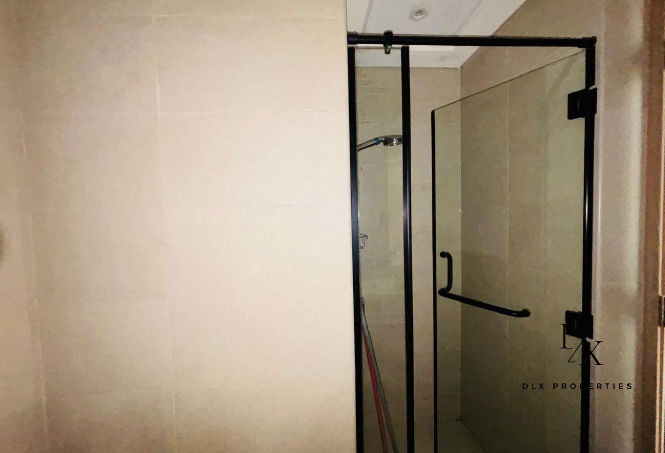 Multiple Units | Well Maintained | Chiller Free photo 9