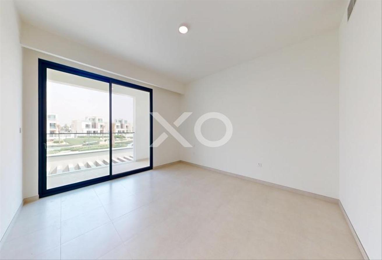 Brand new | Backing Central Park | Vacant photo 22