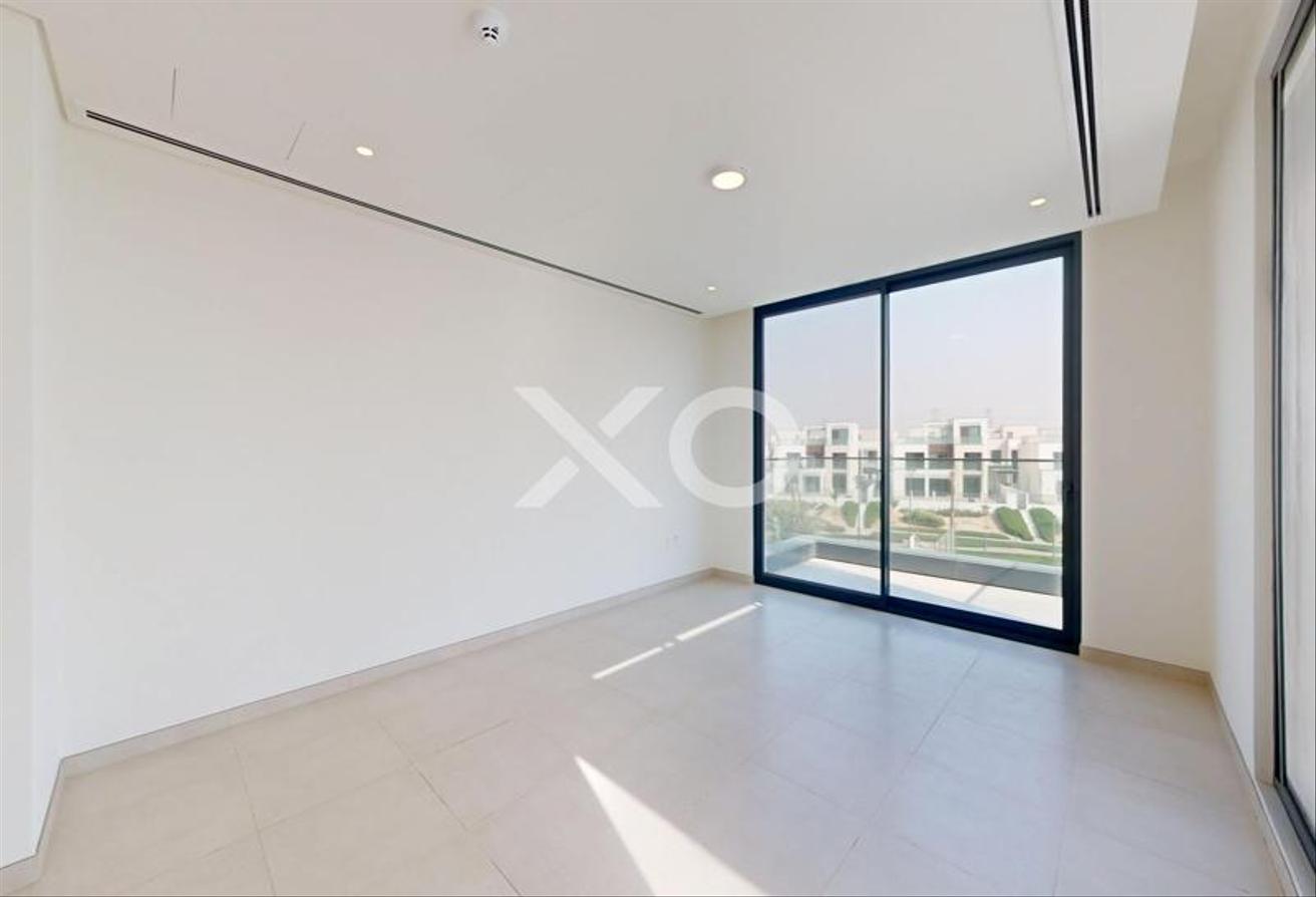 Brand new | Backing Central Park | Vacant photo 23