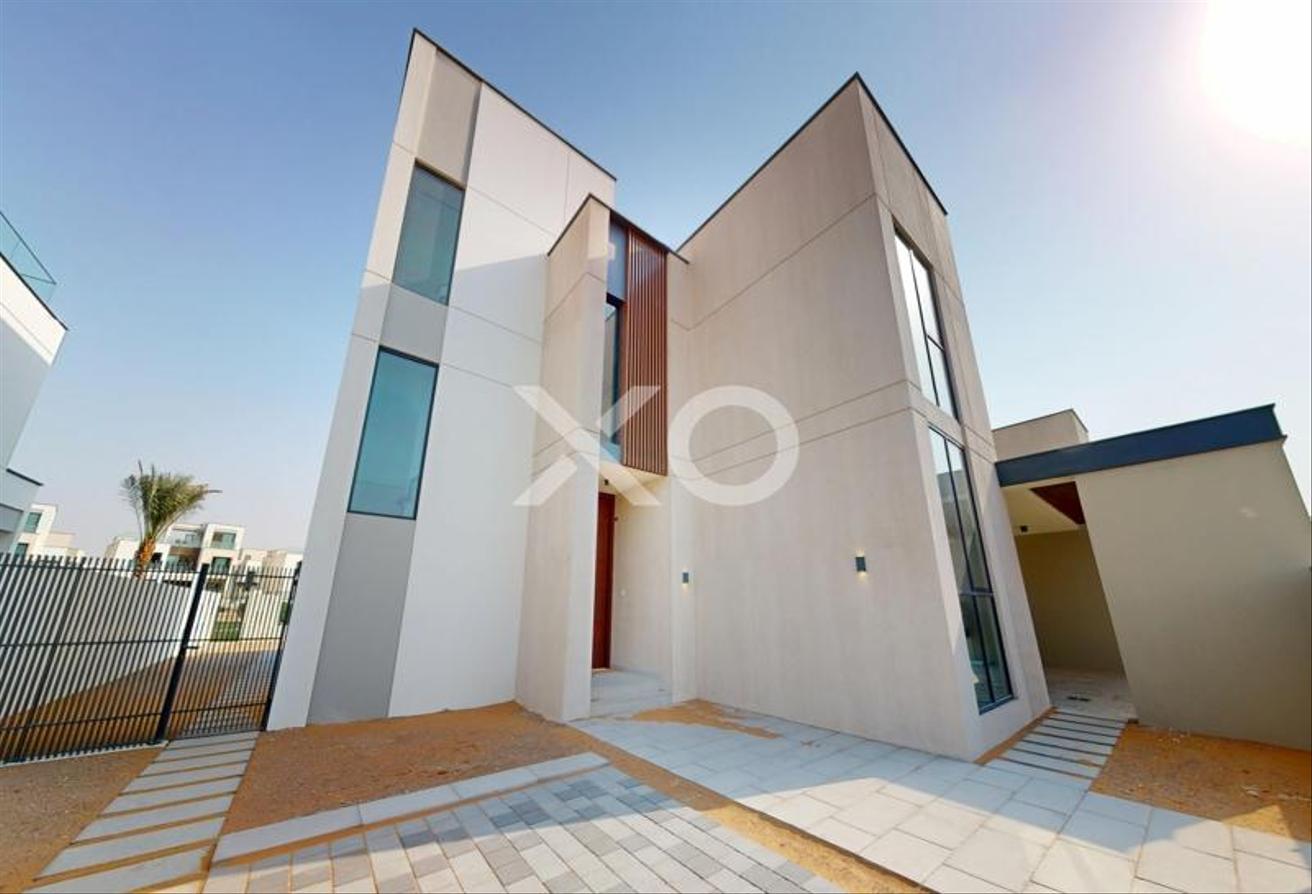 Brand new | Backing Central Park | Vacant photo 27