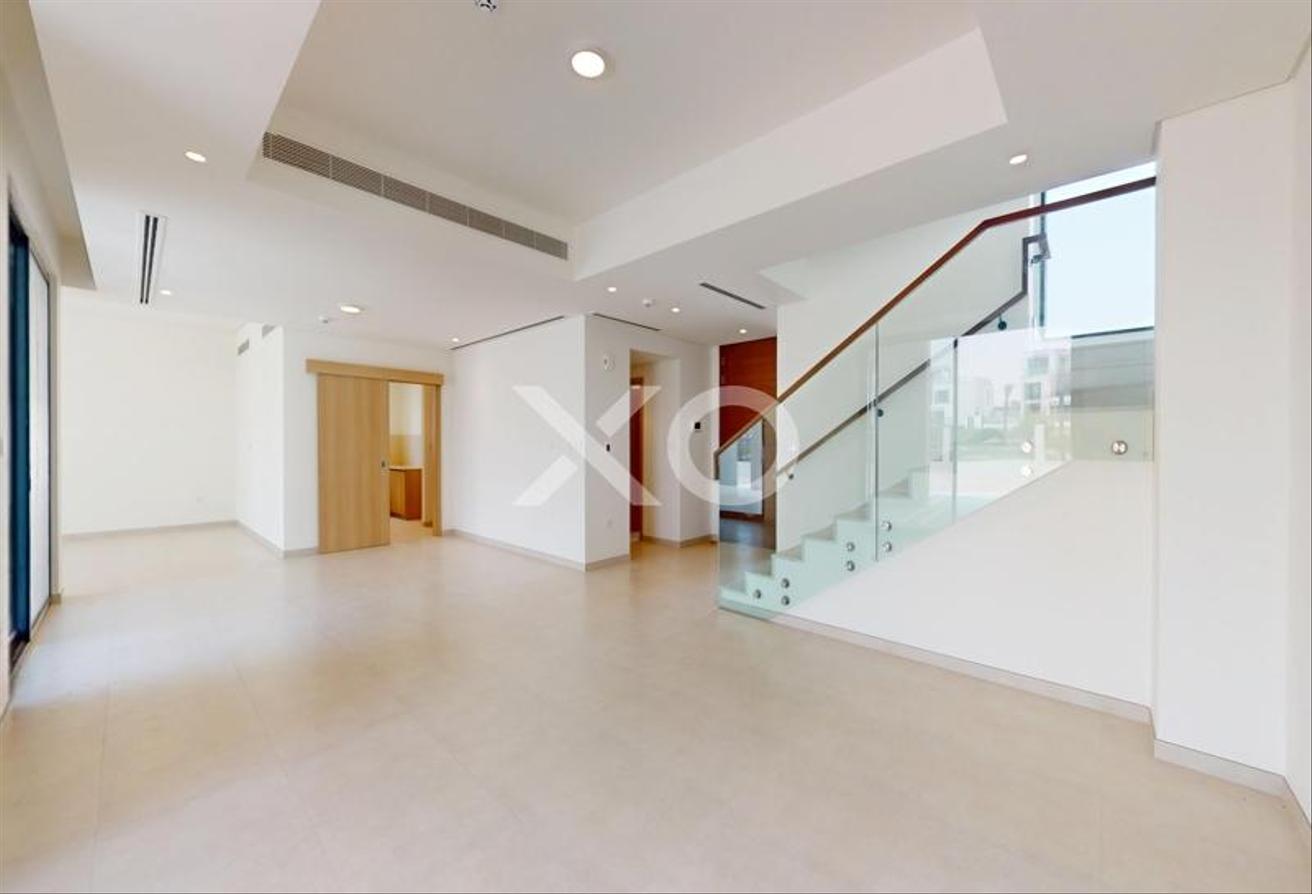 Brand new | Backing Central Park | Vacant photo 5