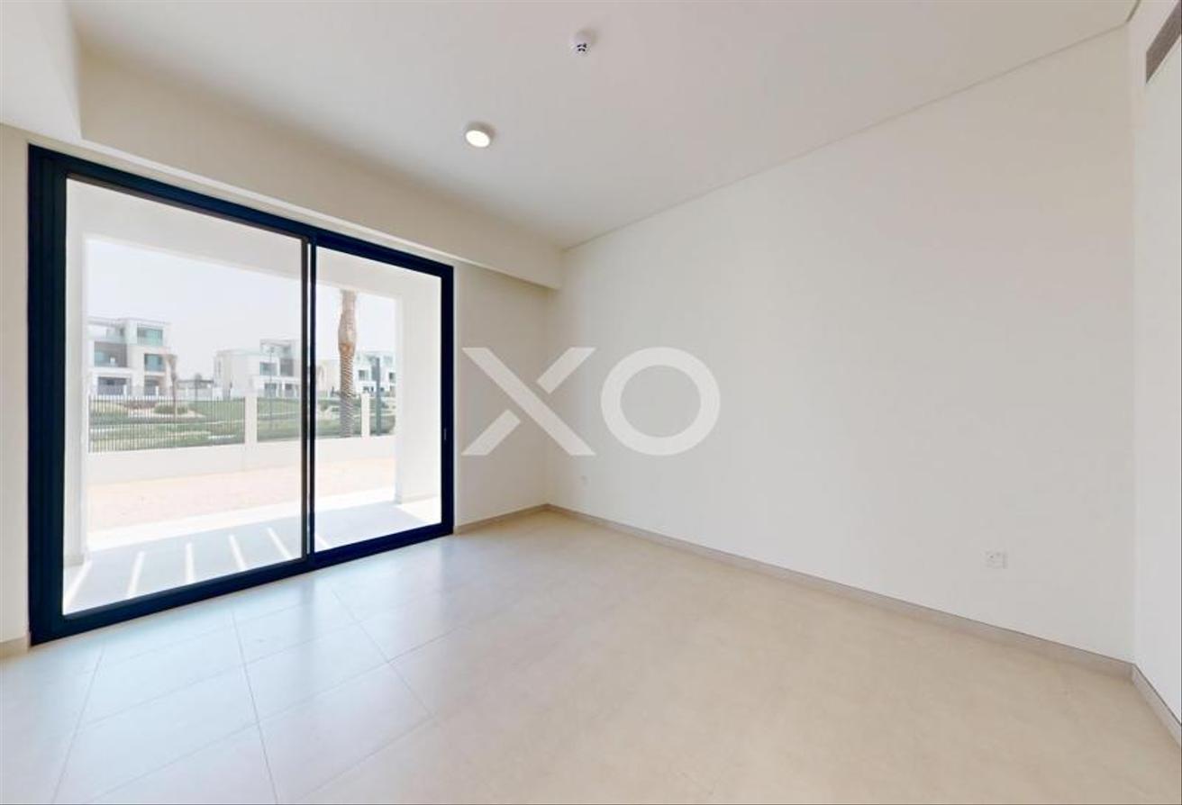 Brand new | Backing Central Park | Vacant photo 8