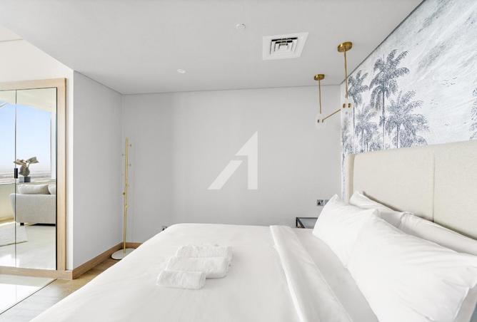 Stunning Furnished Studio High Floor | Sky Gardens photo 3