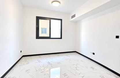 Apartment - 1 - 2 for rent in Muwailih Building - Muwaileh - Sharjah