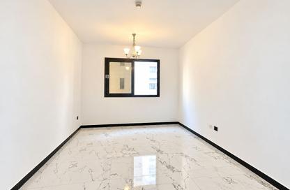 Apartment - 1 - 2 for rent in Muwailih Building - Muwaileh - Sharjah