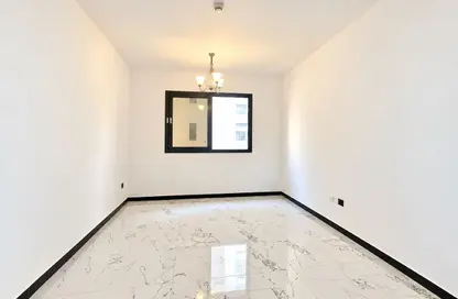 Apartment - 1 Bedroom - 2 Bathrooms for rent in Muwailih Building - Muwaileh - Sharjah