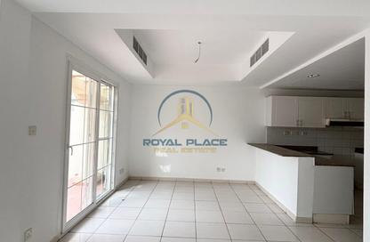 Villa - 3 Bedrooms - 4 Bathrooms for rent in Springs 15 - The Springs - Dubai