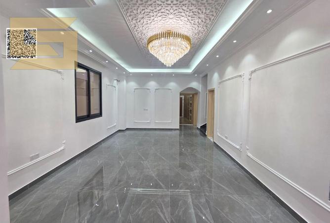 124285527 - Property Image 2