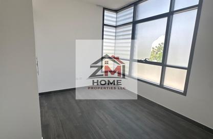 Townhouse - 4 Bedrooms - 5 Bathrooms for rent in Nasma Residence - Al Tai - Sharjah
