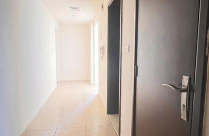 Apartment - 2 Bedrooms - 3 Bathrooms for sale in Beach Tower 1 - Al Khan Lagoon - Al Khan - Sharjah