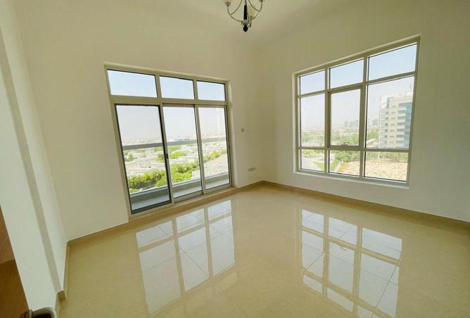 73112400 - Property Main Image