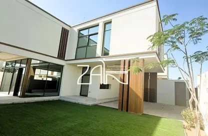Townhouse - 3 Bedrooms - 4 Bathrooms for rent in Nad Al Dhabi - Al Jubail Island - Abu Dhabi
