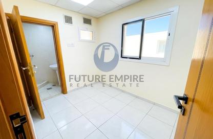 Apartment - 1 Bedroom - 3 Bathrooms for rent in Gulf Residence Tower B - Oud Metha - Bur Dubai - Dubai