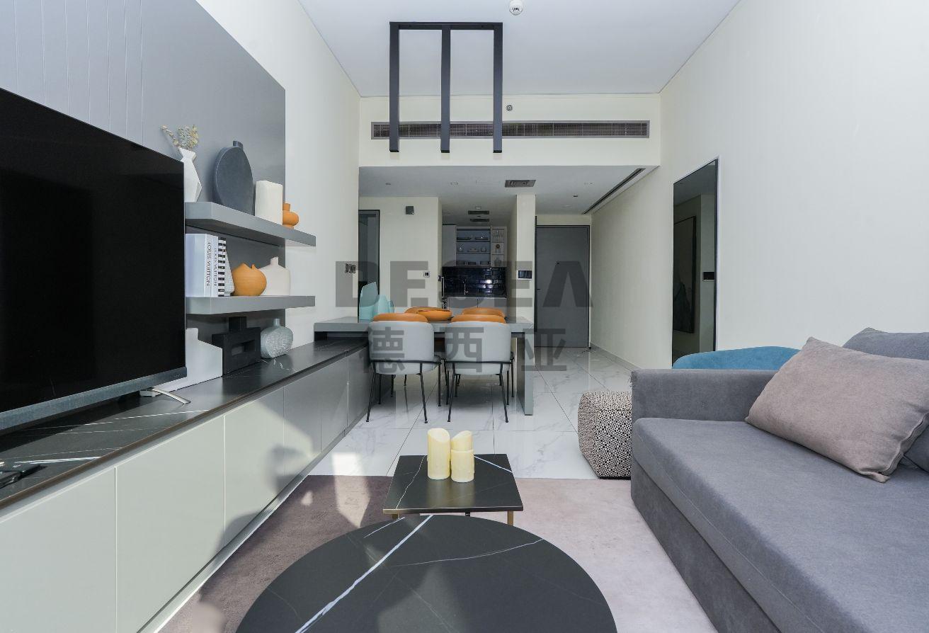 Lux Two Bedroom ||Community -Canal Views ||Vacant