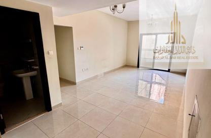 Apartment - 2 Bedrooms - 2 Bathrooms for rent in Al Jurf 3 - Al Jurf - Ajman Downtown - Ajman