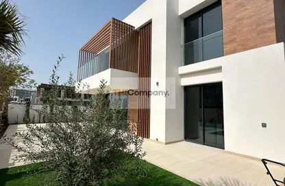 فيلا - 5 غرف نوم - 7 حمامات للبيع في سعديات رزيرف - جزيرة السعديات - أبوظبي