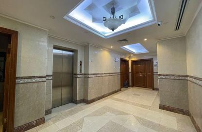 Office Space - Studio - 1 Bathroom for rent in Obaid Bin Khalifa Humaidan - Al Khabaisi - Deira - Dubai