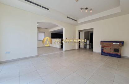 Villa - 2 Bedrooms - 4 Bathrooms for rent in District 16E - Jumeirah Village Circle - Dubai