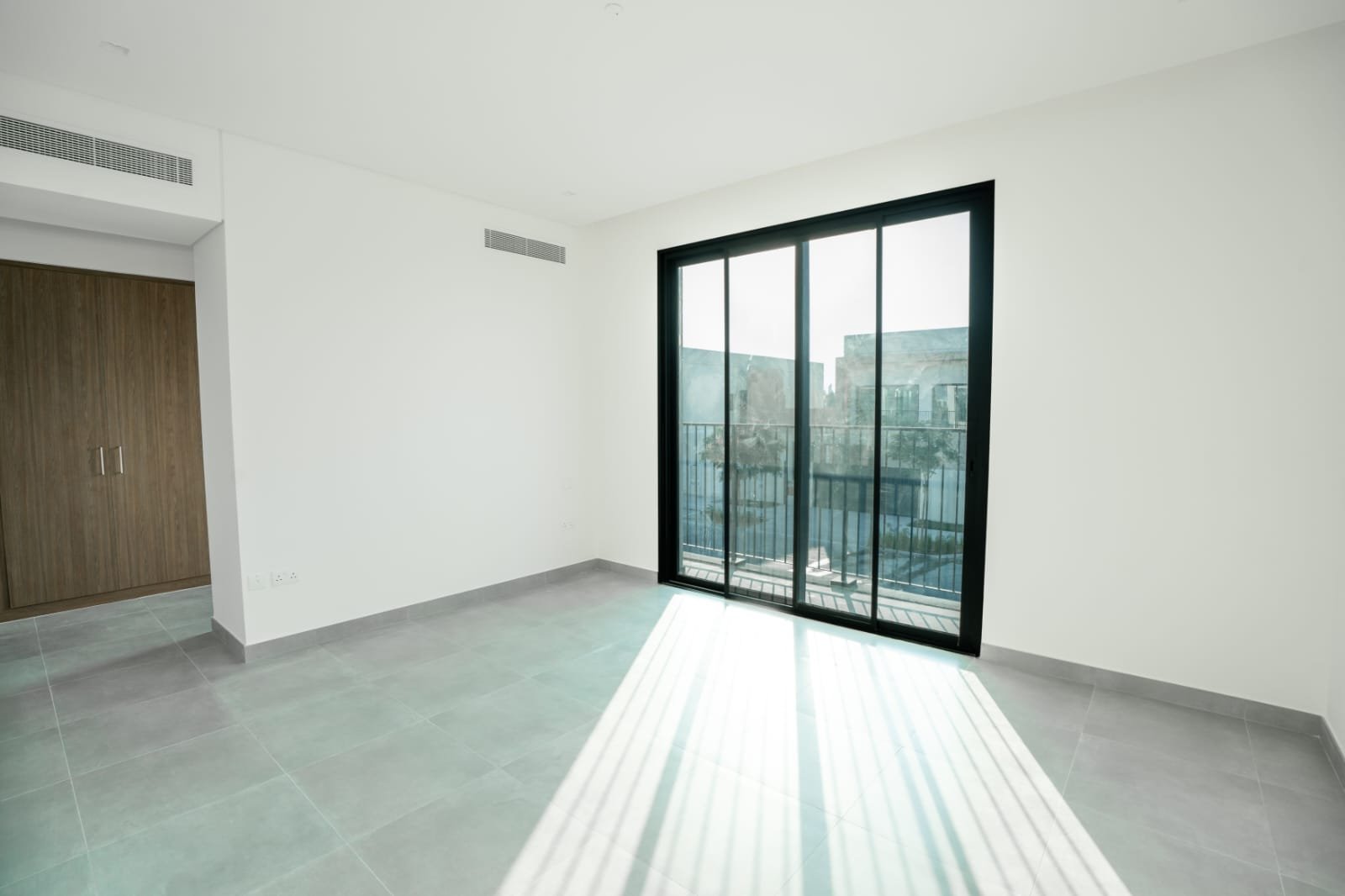 Ready to move in | Brand New | Spacious