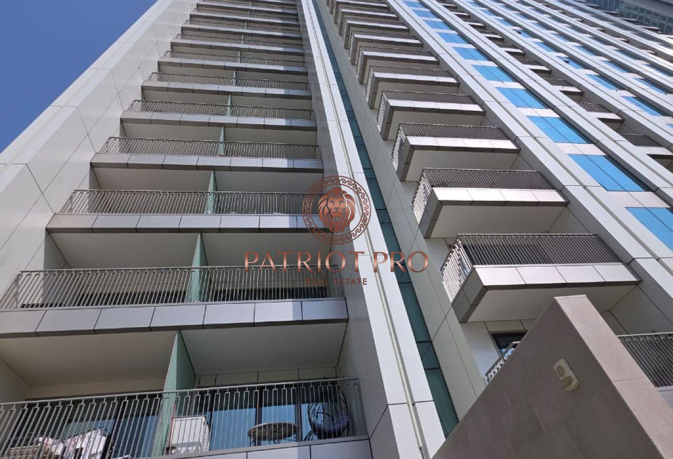 urgent! vacant! burj khalifa view! maintained well photo 11
