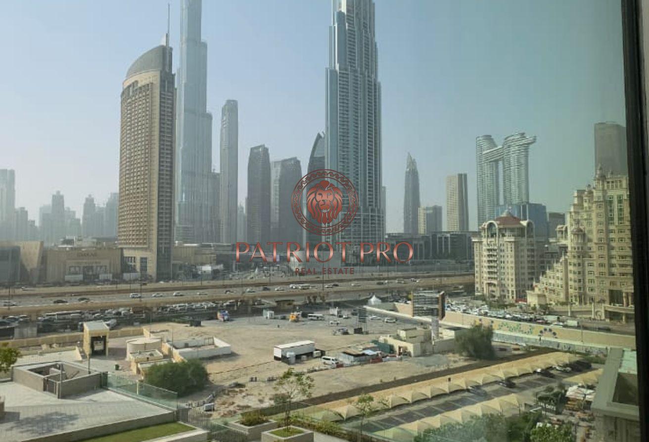 urgent! vacant! burj khalifa view! maintained well photo 17