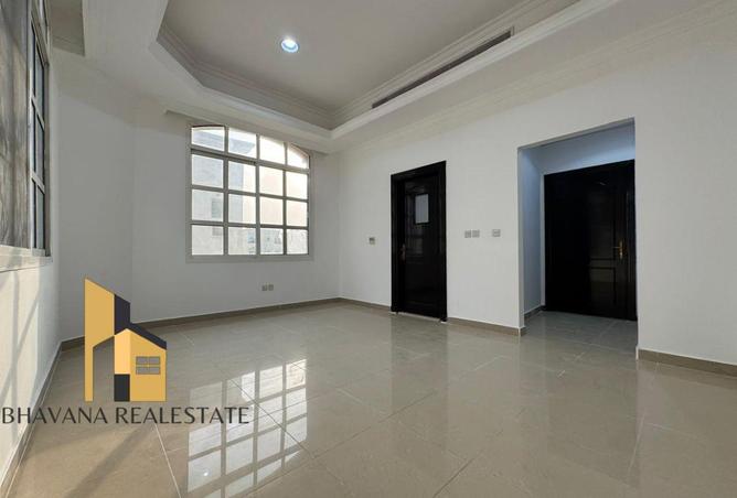 107313905 - Property Image 3