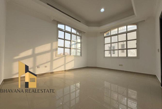 107313905 - Property Image 2