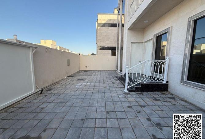 93135102 - Property Image 3