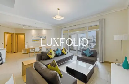 Apartment - 4 Bedrooms - 3 Bathrooms for rent in Al Das - Shoreline Apartments - Palm Jumeirah - Dubai