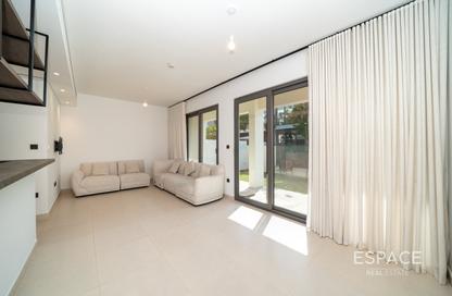 Townhouse - 3 - 4 for rent in Aura Gardens - Tilal Al Ghaf - Dubai