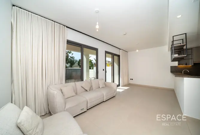 162317913 - Property Image 2