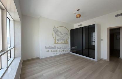 Apartment - 2 - 3 for rent in Al Khan Corniche - Al Khan - Sharjah Apartment - 2 - 3 for rent in Al Khan Corniche - Al Khan - Sharjah