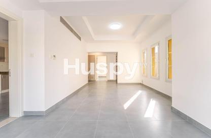 Villa - 3 Bedrooms - 4 Bathrooms for rent in Springs 12 - The Springs - Dubai
