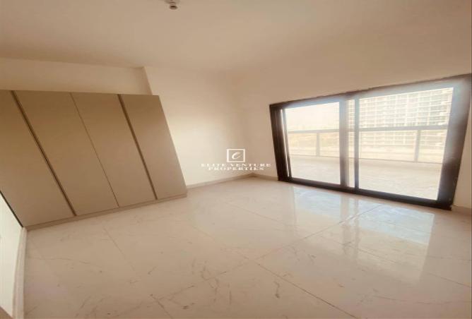 104684098 - Property Image 3