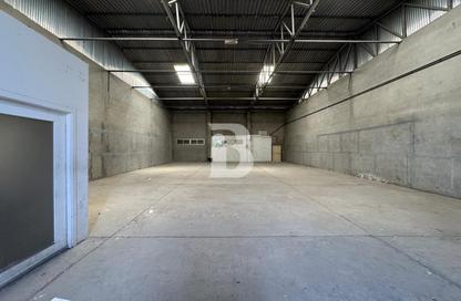 Warehouse - Studio for rent in Ras Al Khor Industrial 2 - Ras Al Khor - Dubai