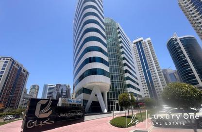 Office Space - Studio - 1 Bathroom for rent in Cayan Business Center - Barsha Heights (Tecom) - Dubai