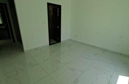 Apartment - 1 Bedroom - 2 Bathrooms for rent in Al Qasimia - Sharjah Apartment - 1 Bedroom - 2 Bathrooms for rent in Al Qasimia - Sharjah