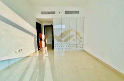 Apartment - 2 Bedrooms - 3 Bathrooms for rent in Jumeirah Garden City - Al Satwa - Dubai