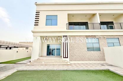 Villa - 5 - 7 for rent in Al Riqaibah - Al Suyoh - Sharjah