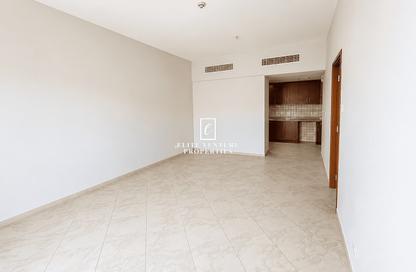 Apartment - 1 - 2 for rent in Norton Court 4 - Norton Court - Motor City - Dubai Apartment - 1 - 2 for rent in Norton Court 4 - Norton Court - Motor City - Dubai