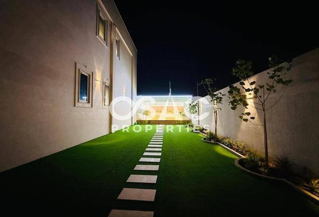 Luxury 7BR Villa | Private Pool | Expansive Garden photo 24