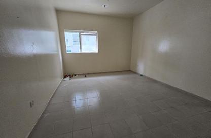 Apartment - 1 Bedroom - 1 Bathroom for rent in Al Qulaya'ah - Al Sharq - Sharjah