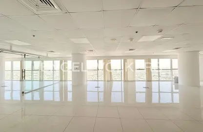 Office Space - Studio - 1 Bathroom for rent in Swiss Tower - JLT Cluster Y - Jumeirah Lake Towers - Dubai