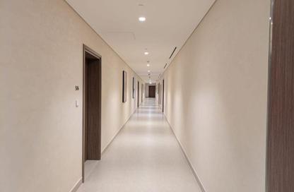 Apartment - 1 Bedroom - 2 Bathrooms for rent in Seagate Building 3 - Seagate - Mina Rashid - Dubai
