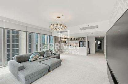 Apartment - 3 Bedrooms - 4 Bathrooms for sale in Downtown Views II Tower 2 - Downtown Views II - Zabeel 2 - Zabeel - Dubai