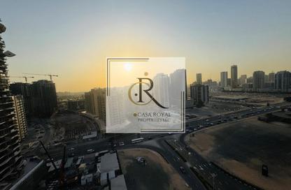Apartment - 1 Bedroom - 2 Bathrooms for sale in Stadium Point - Dubai Sports City - Dubai