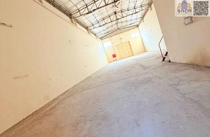 Warehouse - Studio - 1 for rent in Umm Dera - Umm Al Quwain