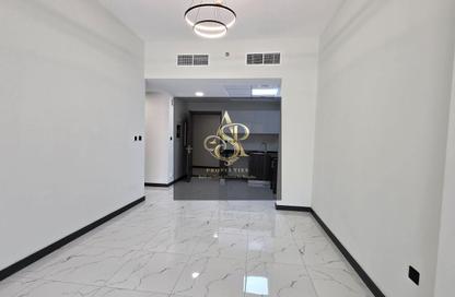 Apartment - 2 Bedrooms - 2 Bathrooms for rent in Rukan Tower B - Rukan Tower - Rukan - Dubai Apartment - 2 Bedrooms - 2 Bathrooms for rent in Rukan Tower B - Rukan Tower - Rukan - Dubai